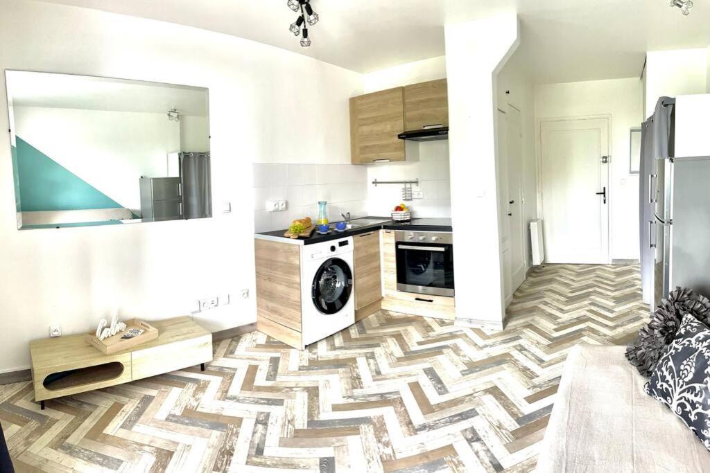 Apartment Coquet Studio,antibes Proche Du Port Antibes